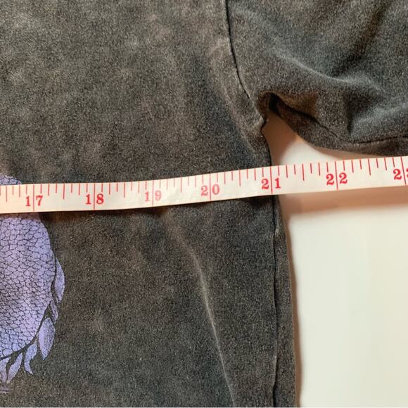 Adika Black Cropped Speedbabe Rockville T-Shirt with Pink Car - Picture 7 of 10